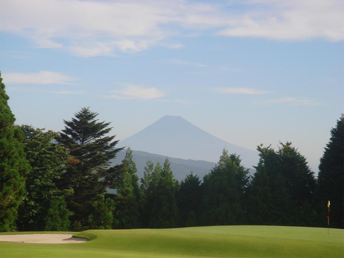 Yugashima Golf Club & Hotel Resort Izu  Esterno foto