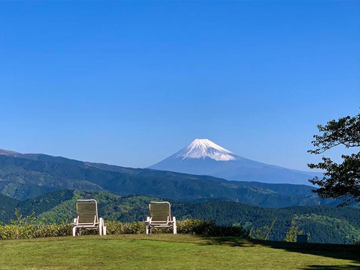 Yugashima Golf Club & Hotel Resort Izu  Esterno foto